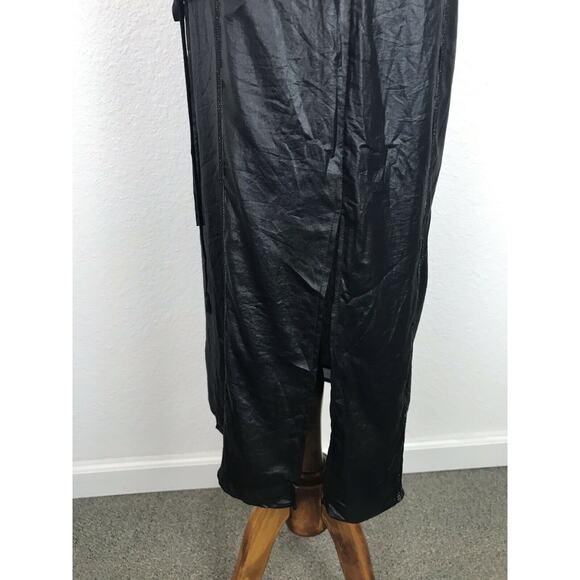 BCBGMaxAzria Greta Coated Floral Lace Shift Dress - Picture 8 of 12